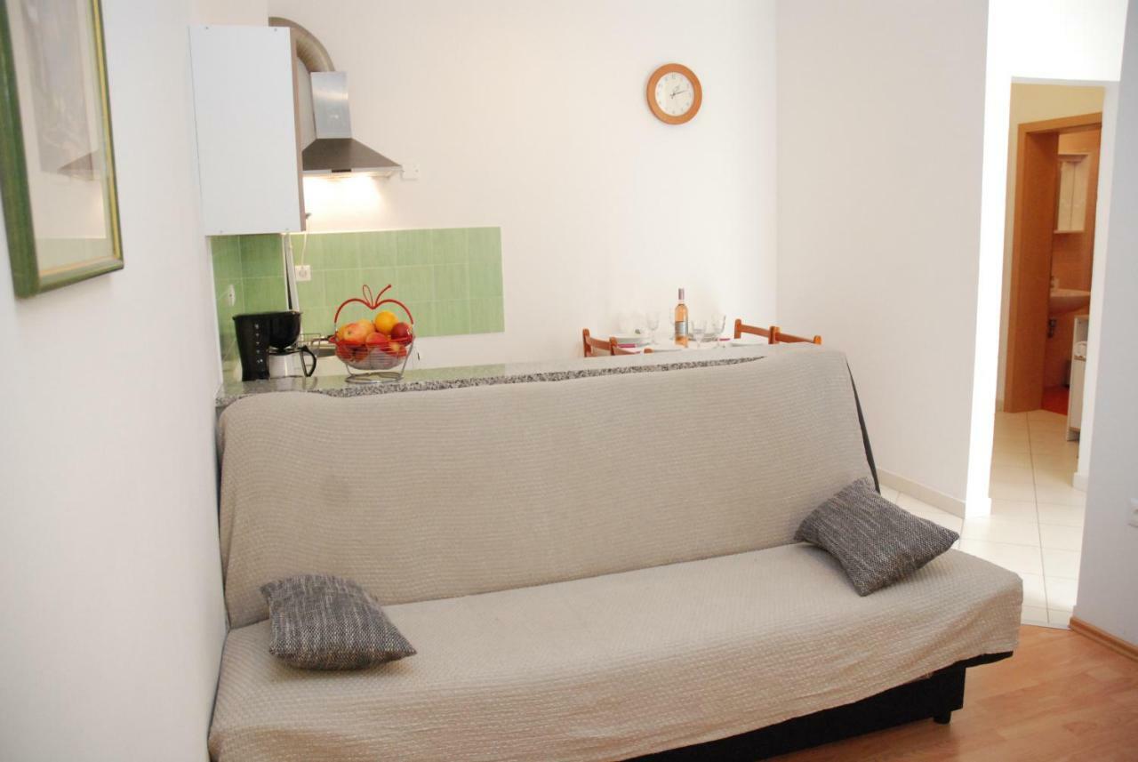 Apartmani Radin Rosini Ngoại thất bức ảnh