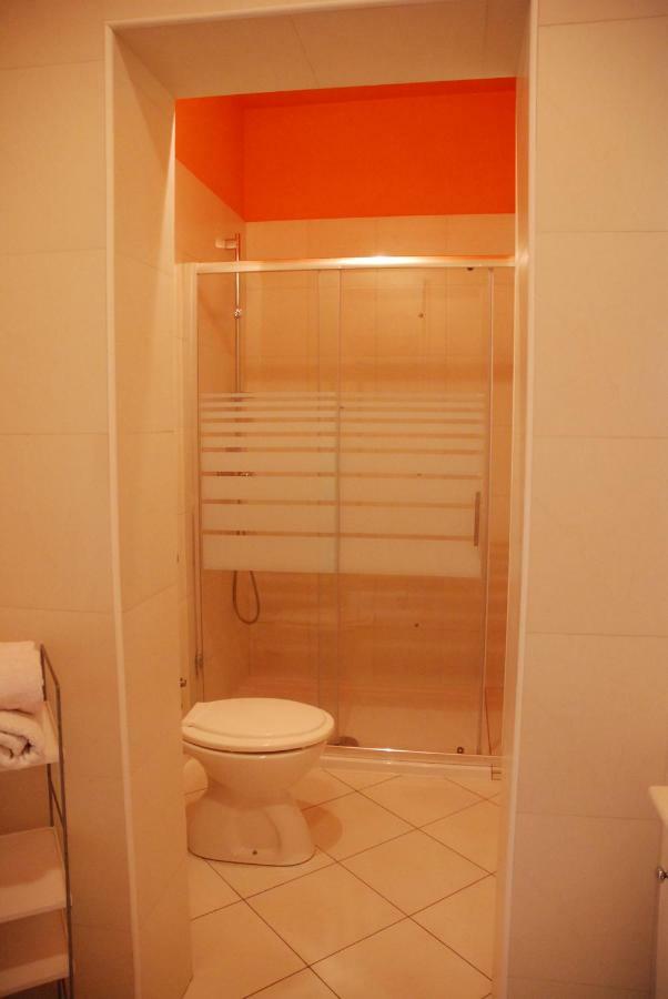Apartmani Radin Rosini Ngoại thất bức ảnh