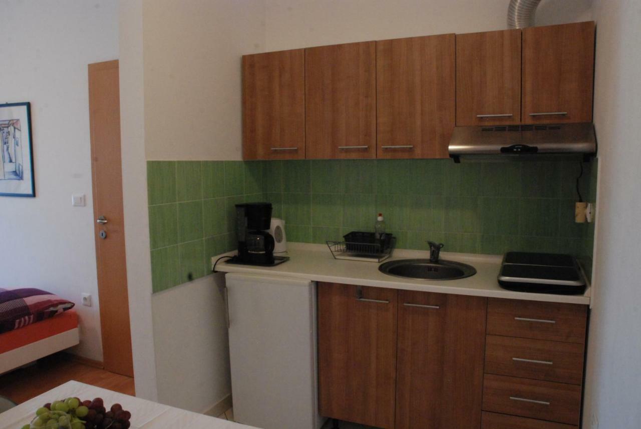 Apartmani Radin Rosini Ngoại thất bức ảnh
